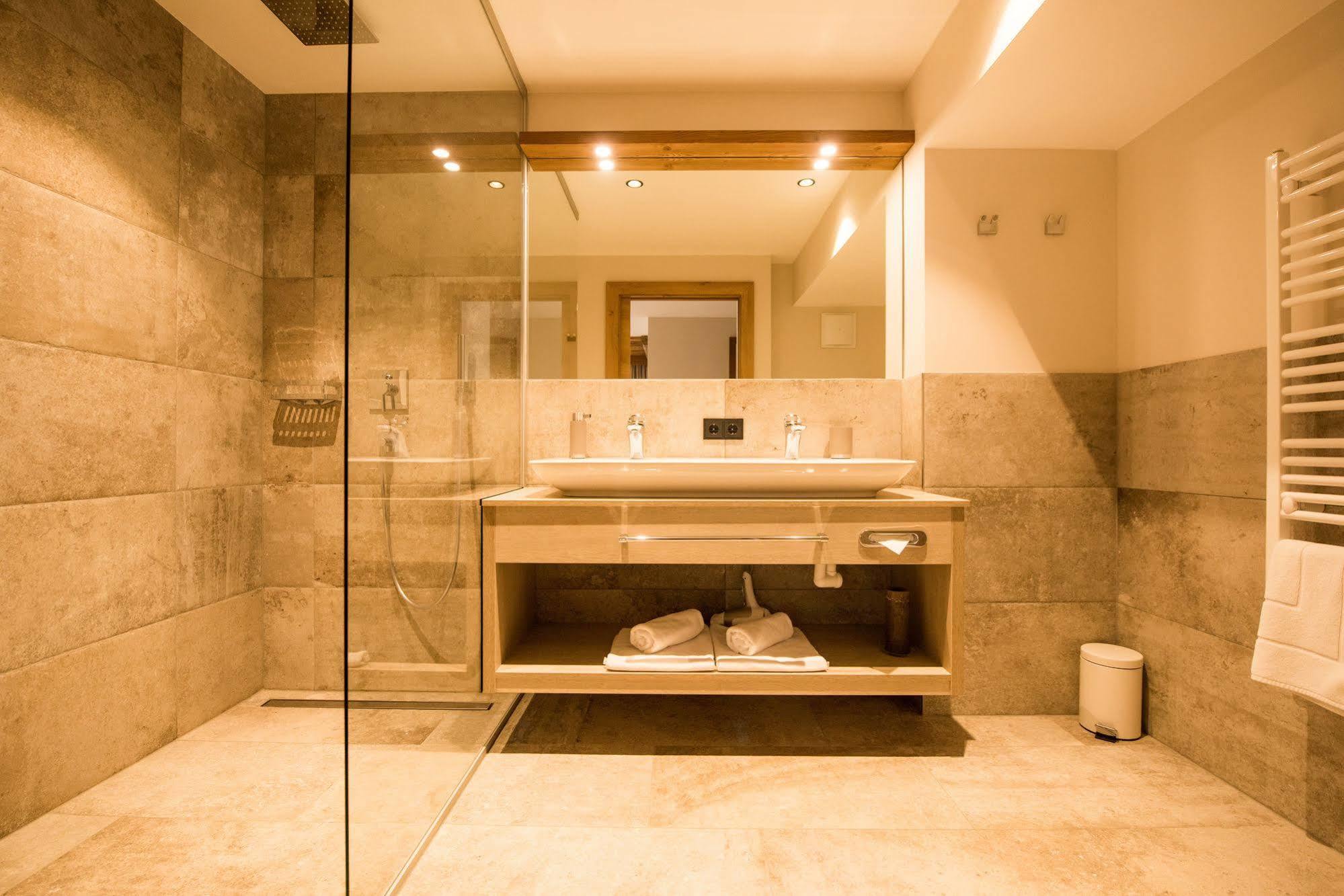 הולצגאו Pepi'S Suites - Lechtal Apartments מראה חיצוני תמונה